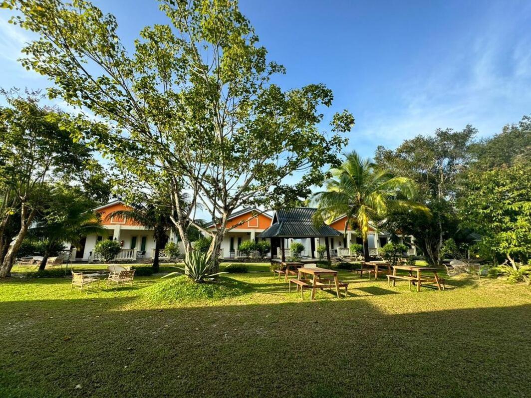 Tc Garden Resort Kuah Esterno foto