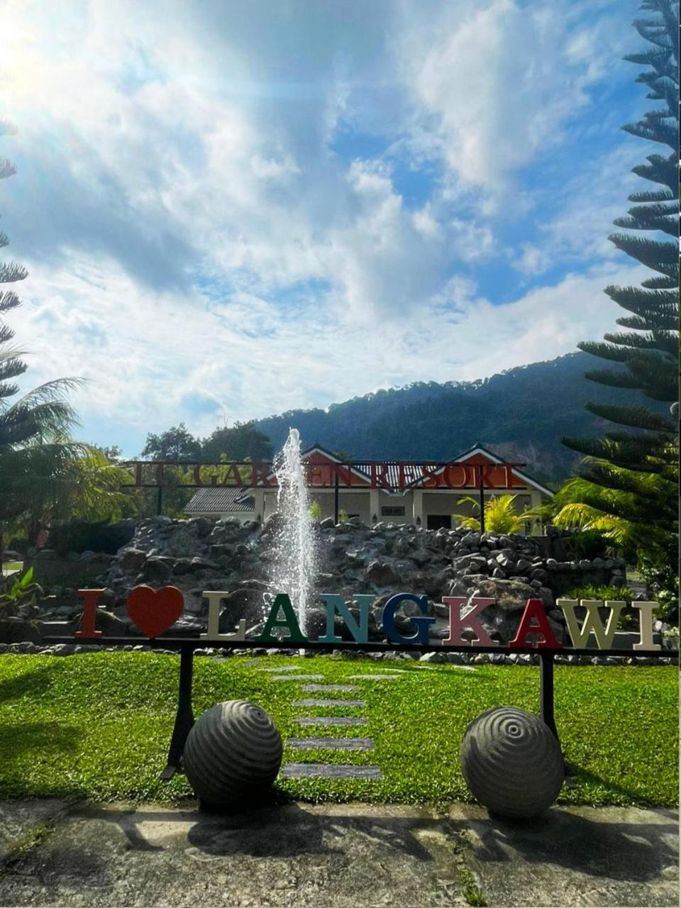 Tc Garden Resort Kuah Esterno foto
