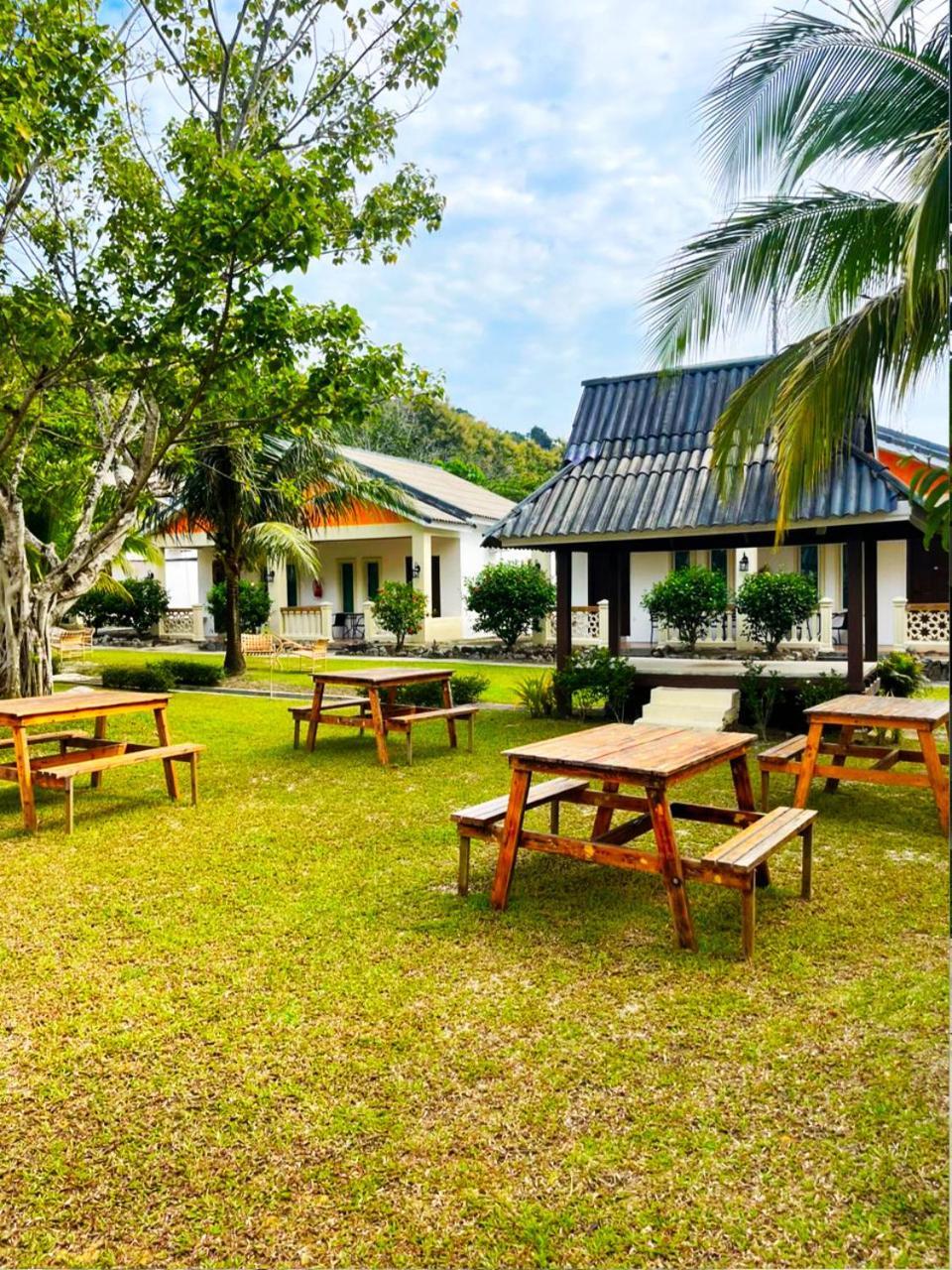 Tc Garden Resort Kuah Esterno foto