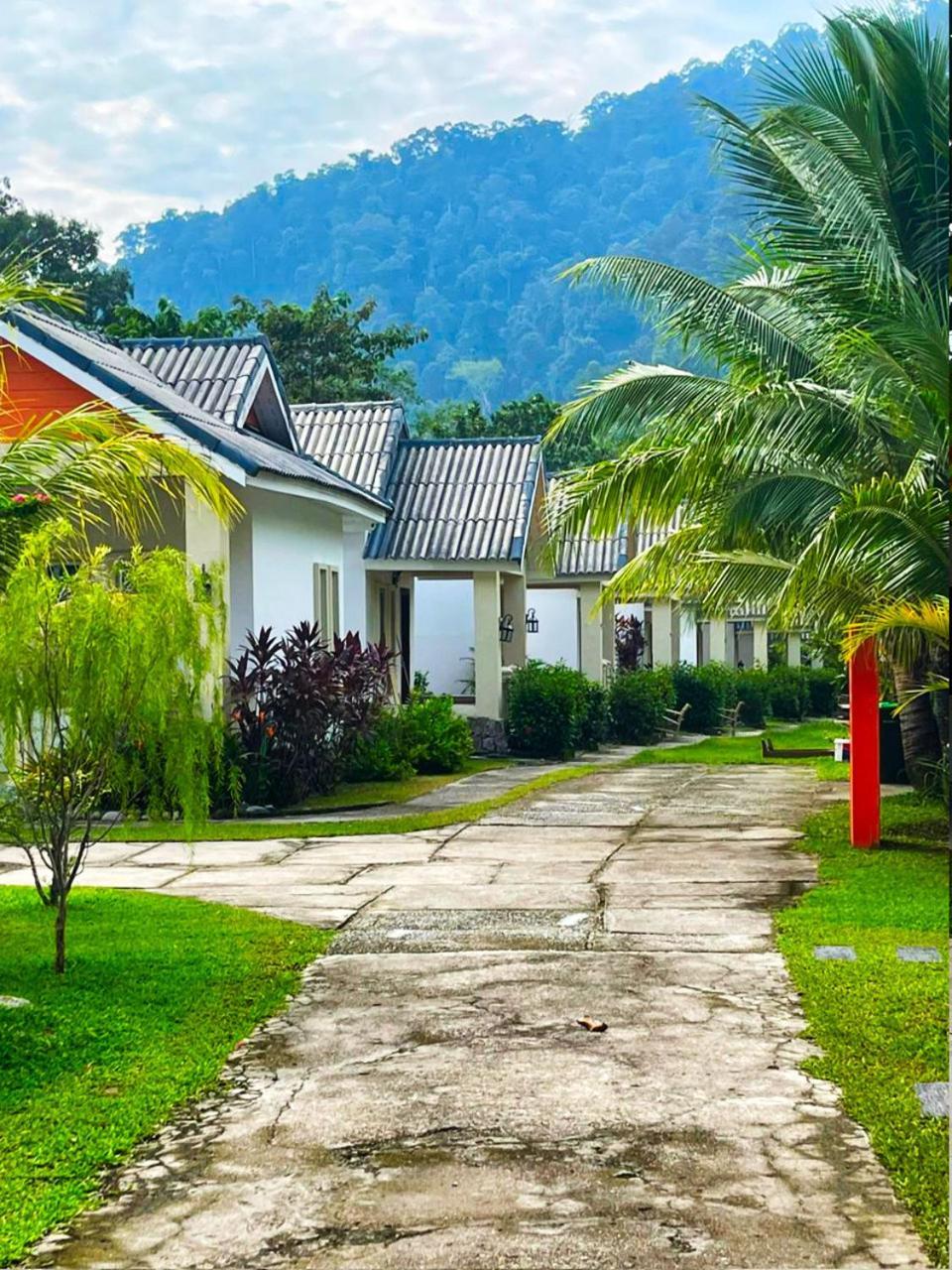 Tc Garden Resort Kuah Esterno foto