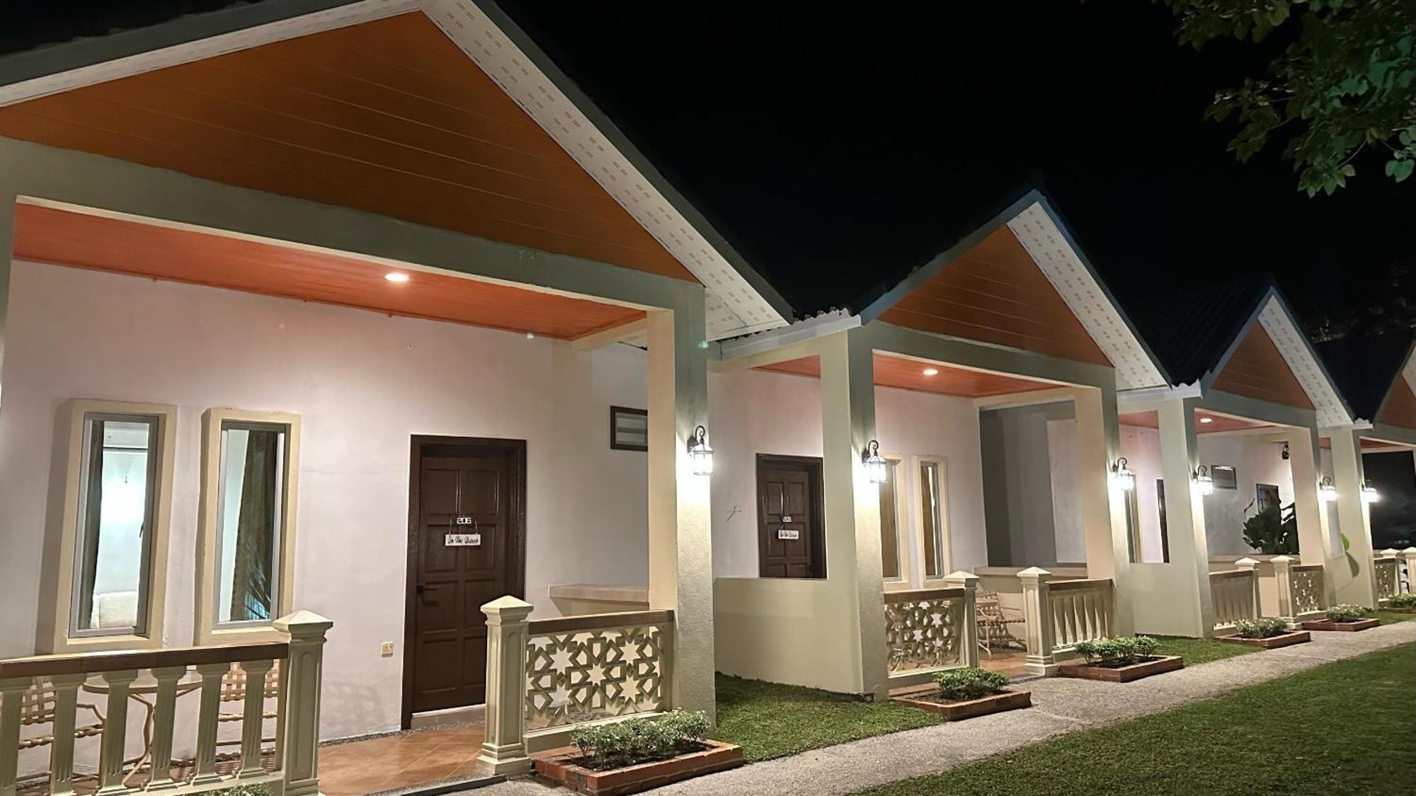 Tc Garden Resort Kuah Esterno foto